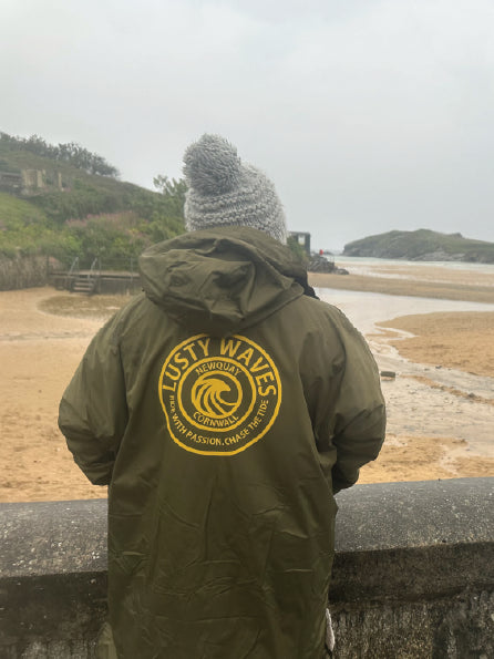 Unisex Waterproof Changing Robe with Sherpa Fleece