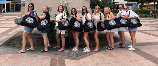 Lusty Waves Beach Bag – Your Go-To for Coastal Adventures & Everyday Errands